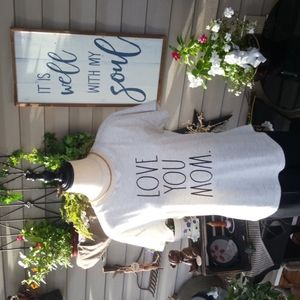 NWT RAE DUNN ♡ Super Sweet Cream|Gray|Black LOVE YOU MOM. Short Sleeve T-Shirt S